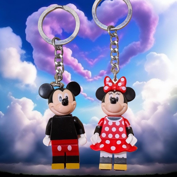 LEGO Brand MICKEY & MINNIE Minifig Keychains - Picture 1 of 3